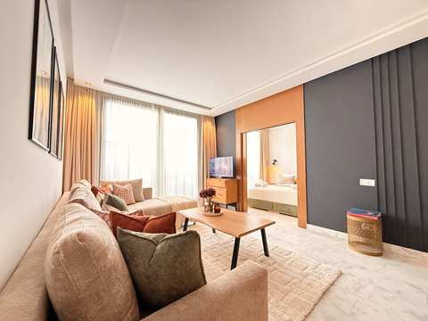 B Living Oasis B15 2